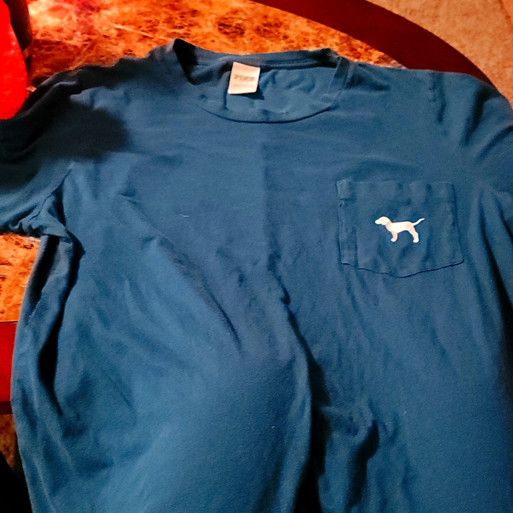 Vs pink tshirt